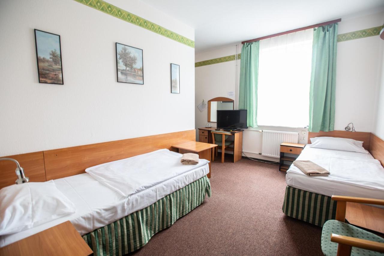 Hotel Margo Cedynia Exteriér fotografie