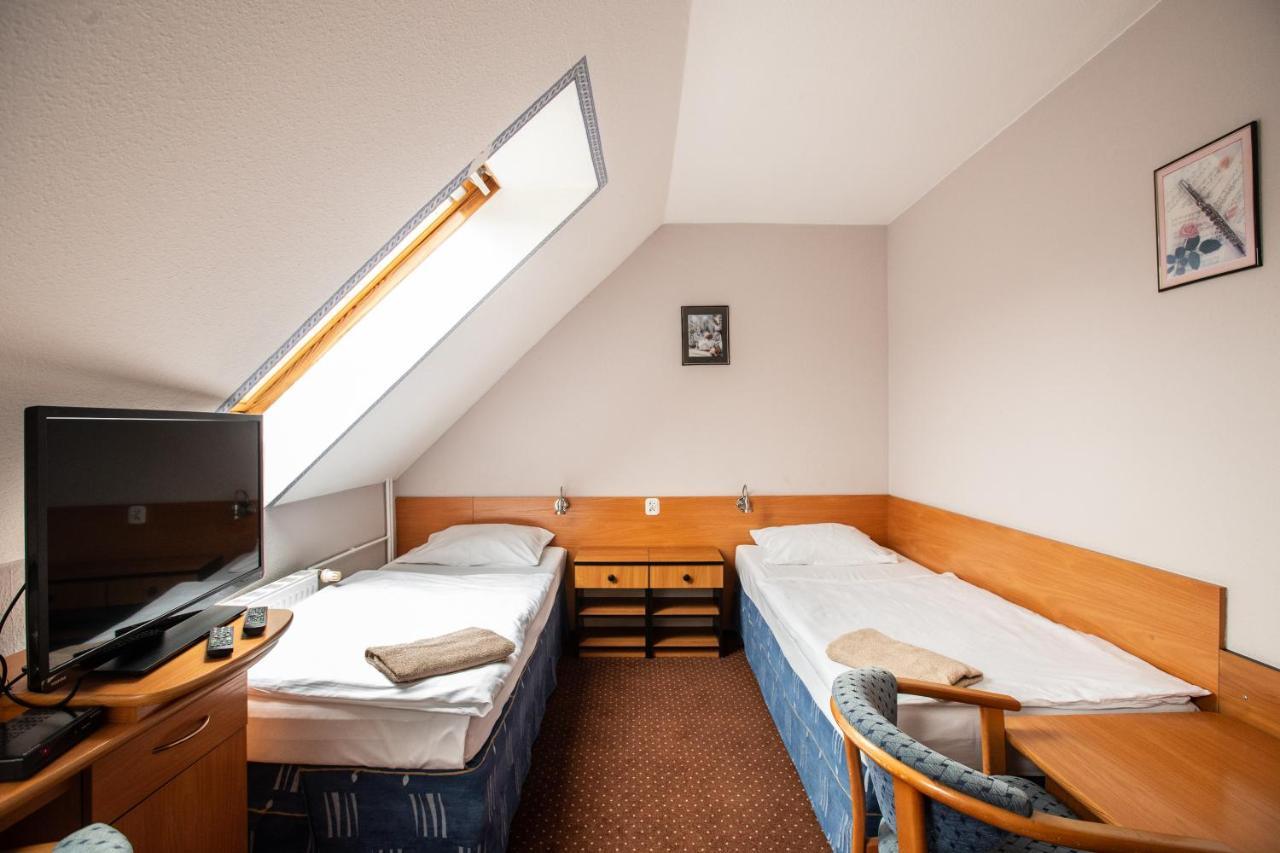 Hotel Margo Cedynia Exteriér fotografie